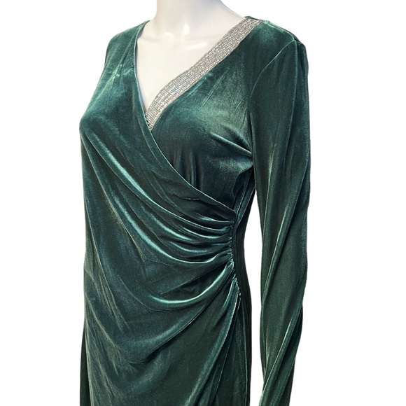 MSK NWT - Women’s Velvet Rhinestone Jeweled MIDI Dress Sz. SM/MD - Picture 4 of 7